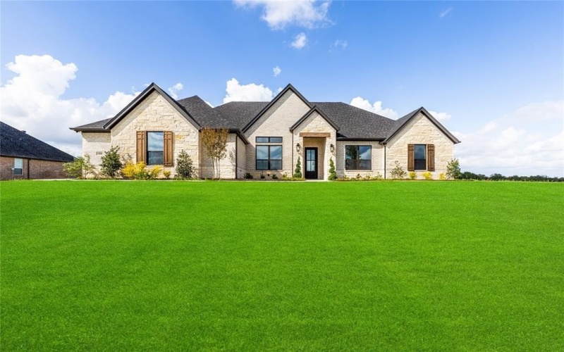 1000 Beginnings Drive, Granbury, TX 76049, 4 Bedrooms Bedrooms, ,3 BathroomsBathrooms,Residential,For Sale,1000 Beginnings Drive,0,21184485