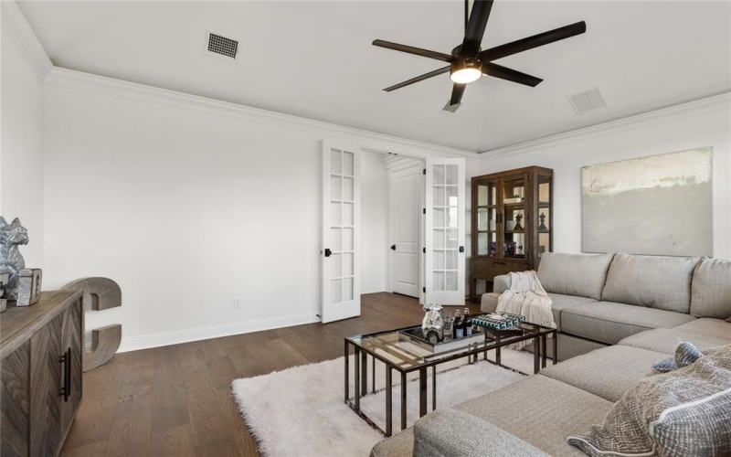 1000 Beginnings Drive, Granbury, TX 76049, 4 Bedrooms Bedrooms, ,3 BathroomsBathrooms,Residential,For Sale,1000 Beginnings Drive,0,21184485