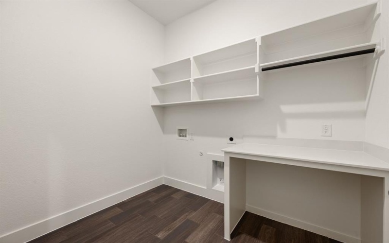 110 Brush Creek Drive, Boyd, TX 76023, 4 Bedrooms Bedrooms, ,2 BathroomsBathrooms,Residential,For Sale,110 Brush Creek Drive,0,21190777