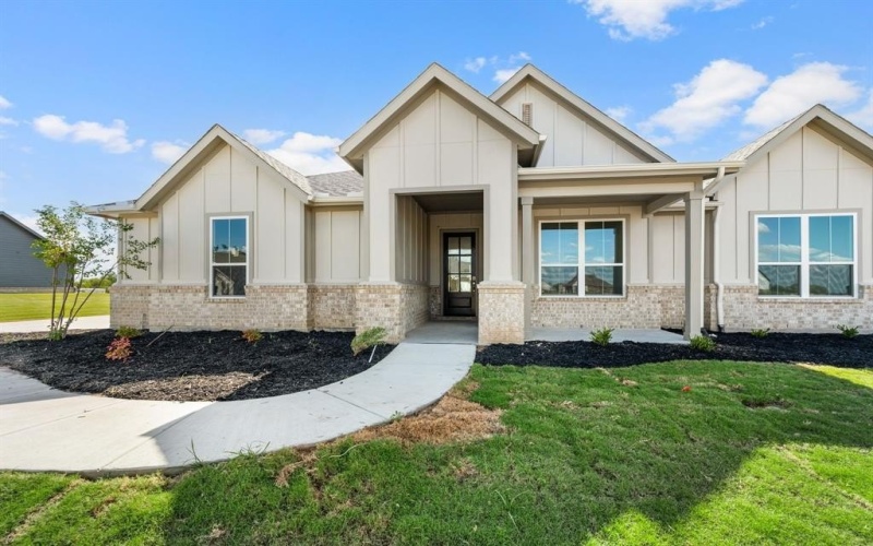 110 Brush Creek Drive, Boyd, TX 76023, 4 Bedrooms Bedrooms, ,2 BathroomsBathrooms,Residential,For Sale,110 Brush Creek Drive,0,21190777