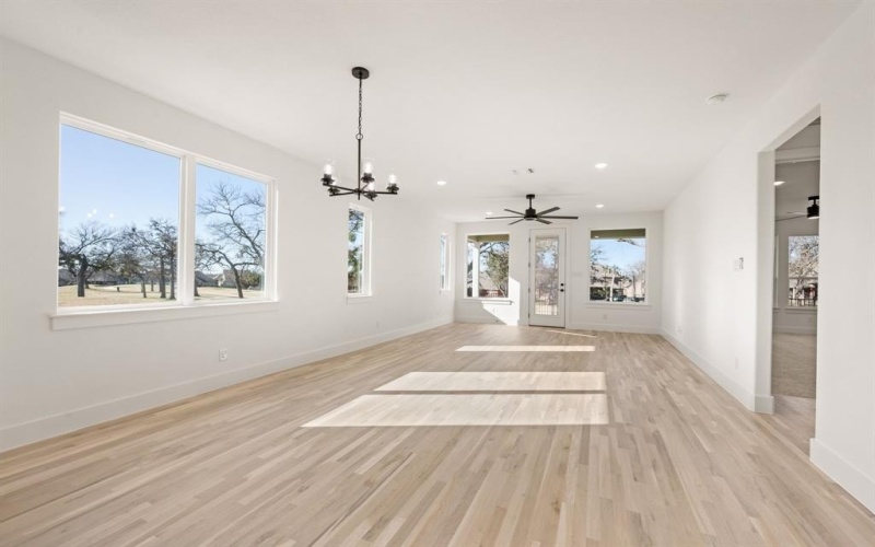 12259 Ross Calhoun Drive, Fort Worth, TX 76179, 4 Habitaciones Habitaciones , ,2 BañosBaños,Residential,En Venta,12259 Ross Calhoun Drive,0,21190821