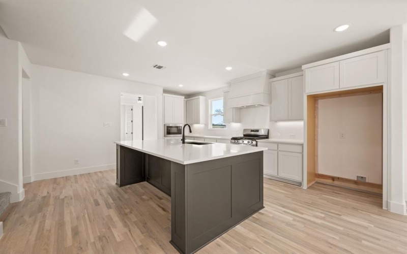 12259 Ross Calhoun Drive, Fort Worth, TX 76179, 4 Habitaciones Habitaciones , ,2 BañosBaños,Residential,En Venta,12259 Ross Calhoun Drive,0,21190821