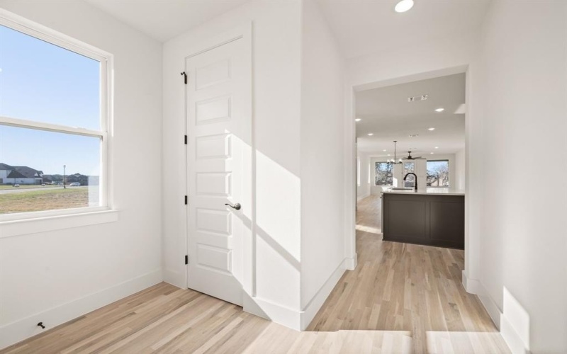 12259 Ross Calhoun Drive, Fort Worth, TX 76179, 4 Habitaciones Habitaciones , ,2 BañosBaños,Residential,En Venta,12259 Ross Calhoun Drive,0,21190821