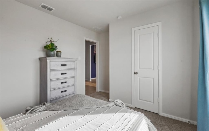 1025 FOXBURG Drive, Fort Worth, TX 76131, 4 Habitaciones Habitaciones , ,2 BañosBaños,Residential,En Venta,1025 FOXBURG Drive,0,21189329