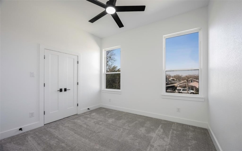 3342 Borger Street, Dallas, TX 75212, 4 Habitaciones Habitaciones , ,3 BañosBaños,Residential,En Venta,3342 Borger Street,0,21189395