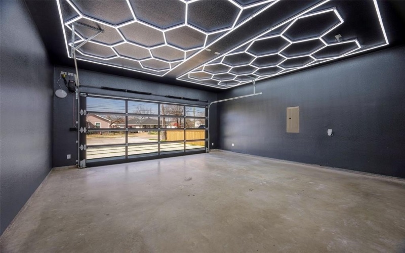 3342 Borger Street, Dallas, TX 75212, 4 Habitaciones Habitaciones , ,3 BañosBaños,Residential,En Venta,3342 Borger Street,0,21189395