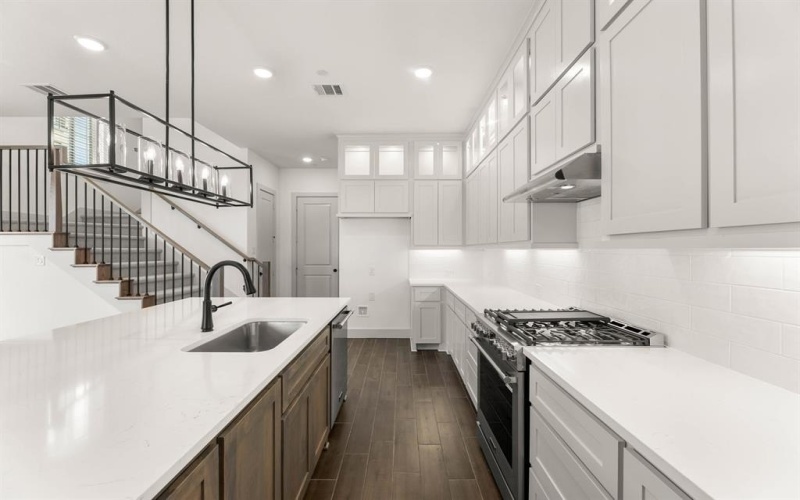 1834 Wittington Place, Farmers Branch, TX 75234, 4 Habitaciones Habitaciones , ,3 BañosBaños,Residential,En Venta,1834 Wittington Place,0,21189548