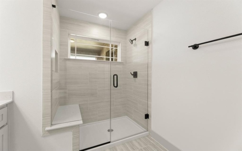 1834 Wittington Place, Farmers Branch, TX 75234, 4 Habitaciones Habitaciones , ,3 BañosBaños,Residential,En Venta,1834 Wittington Place,0,21189548