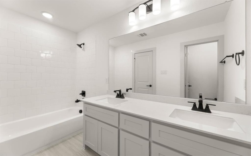 1834 Wittington Place, Farmers Branch, TX 75234, 4 Habitaciones Habitaciones , ,3 BañosBaños,Residential,En Venta,1834 Wittington Place,0,21189548