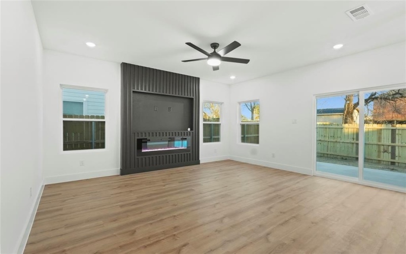 3702 Penelope Street, Dallas, TX 75210, 3 Habitaciones Habitaciones , ,2 BañosBaños,Residential,En Venta,3702 Penelope Street,0,21189573