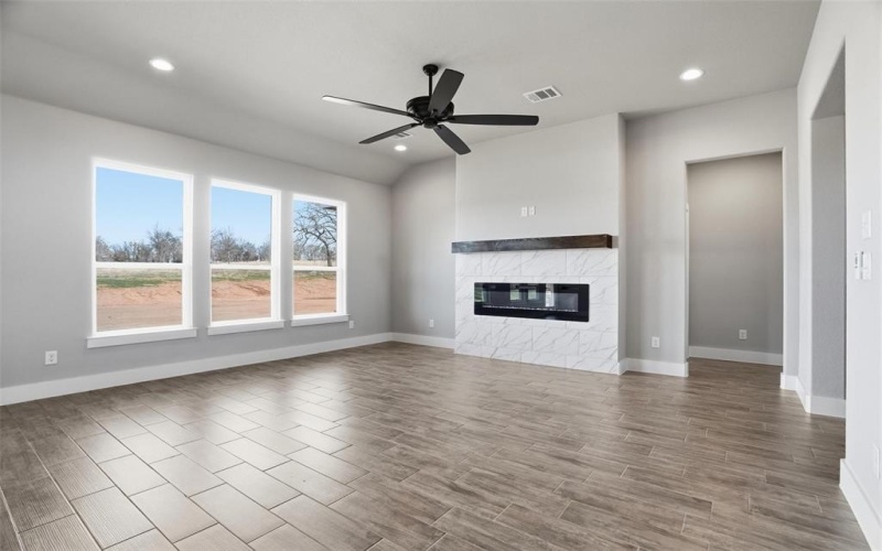 1039 Colt Road, Springtown, TX 76082, 3 Bedrooms Bedrooms, ,2 BathroomsBathrooms,Residential,For Sale,1039 Colt Road,0,21189625