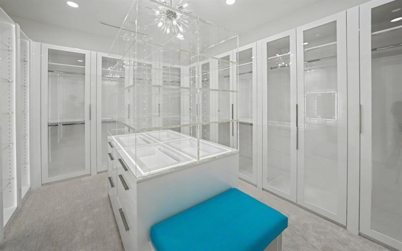 9457 Waterview Road, Dallas, TX 75218, 5 Habitaciones Habitaciones , ,9 BañosBaños,Residential,En Venta,9457 Waterview Road,0,21190058