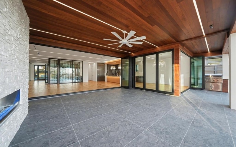 9457 Waterview Road, Dallas, TX 75218, 5 Habitaciones Habitaciones , ,9 BañosBaños,Residential,En Venta,9457 Waterview Road,0,21190058