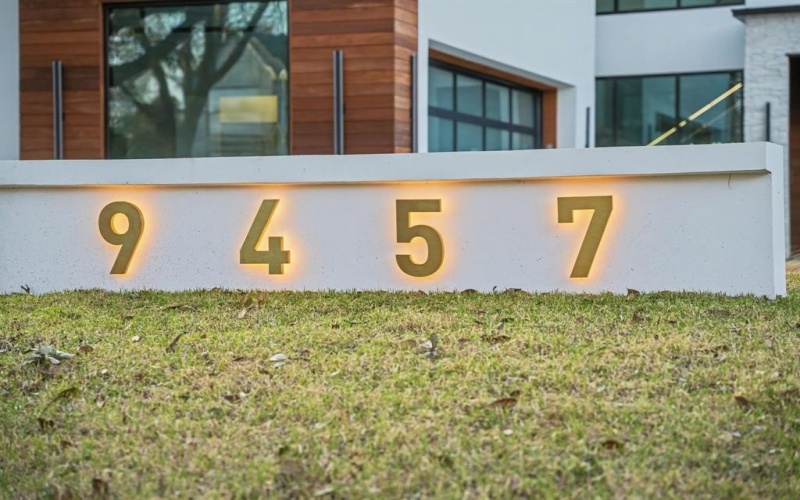 9457 Waterview Road, Dallas, TX 75218, 5 Habitaciones Habitaciones , ,9 BañosBaños,Residential,En Venta,9457 Waterview Road,0,21190058