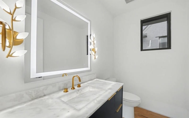 9457 Waterview Road, Dallas, TX 75218, 5 Habitaciones Habitaciones , ,9 BañosBaños,Residential,En Venta,9457 Waterview Road,0,21190058