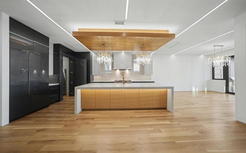 9457 Waterview Road, Dallas, TX 75218, 5 Habitaciones Habitaciones , ,9 BañosBaños,Residential,En Venta,9457 Waterview Road,0,21190058