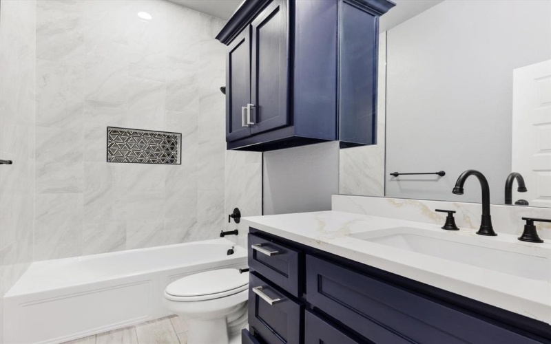 123 Cedar Bend Drive, Trinidad, TX 75163, 5 Bedrooms Bedrooms, ,3 BathroomsBathrooms,Residential,For Sale,123 Cedar Bend Drive,0,21190307