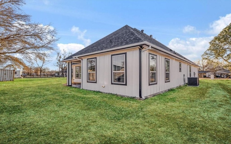 123 Cedar Bend Drive, Trinidad, TX 75163, 5 Bedrooms Bedrooms, ,3 BathroomsBathrooms,Residential,For Sale,123 Cedar Bend Drive,0,21190307