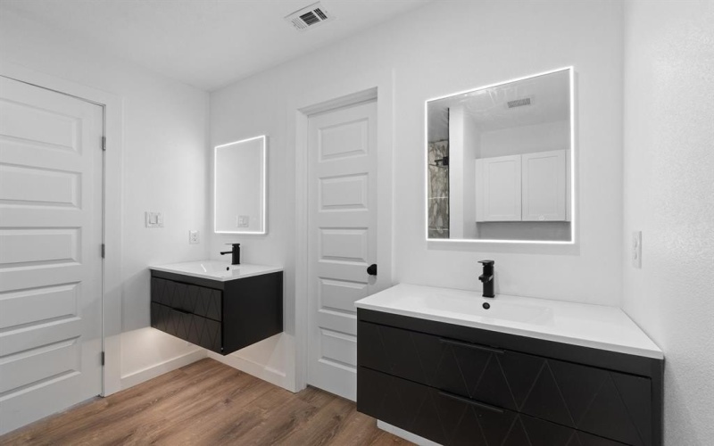 119 Smith Street, Hillsboro, TX 76645, 3 Bedrooms Bedrooms, ,2 BathroomsBathrooms,Residential,For Sale,119 Smith Street,0,21190308