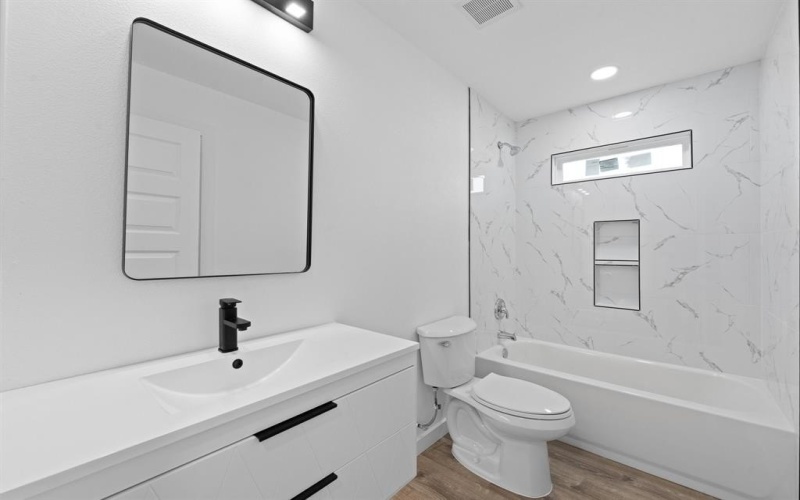 119 Smith Street, Hillsboro, TX 76645, 3 Bedrooms Bedrooms, ,2 BathroomsBathrooms,Residential,For Sale,119 Smith Street,0,21190308