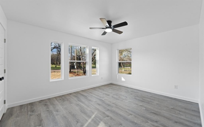 119 Smith Street, Hillsboro, TX 76645, 3 Bedrooms Bedrooms, ,2 BathroomsBathrooms,Residential,For Sale,119 Smith Street,0,21190308