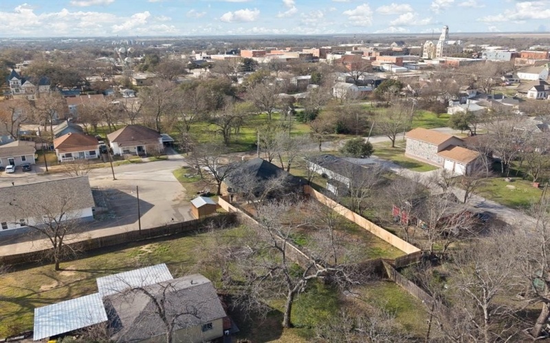 119 Smith Street, Hillsboro, TX 76645, 3 Bedrooms Bedrooms, ,2 BathroomsBathrooms,Residential,For Sale,119 Smith Street,0,21190308