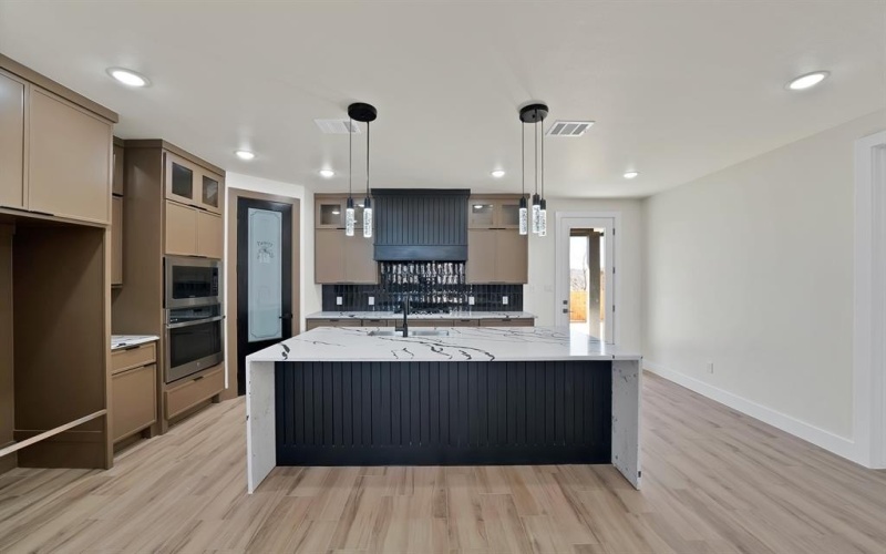 2809 NW 16th Street, Fort Worth, TX 76106, 3 Habitaciones Habitaciones , ,2 BañosBaños,Residential,En Venta,2809 NW 16th Street,0,21190375