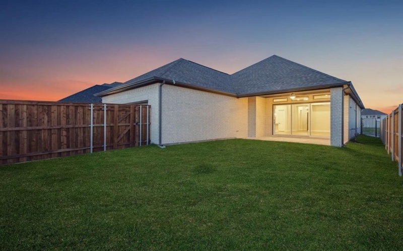 9716 Talia Boulevard, Mesquite, TX 75126, 3 Habitaciones Habitaciones , ,2 BañosBaños,Residential,En Venta,9716 Talia Boulevard,0,21190747