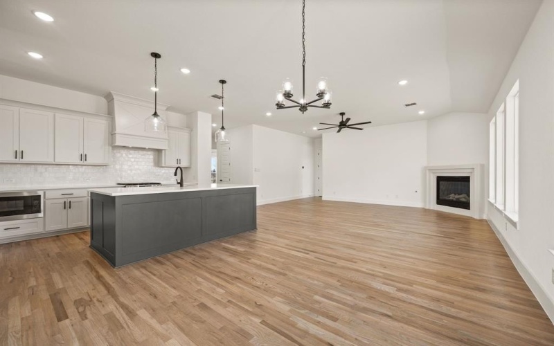 617 Pillar Street, Reno, TX 76020, 4 Habitaciones Habitaciones , ,2 BañosBaños,Residential,En Venta,617 Pillar Street,0,21190768