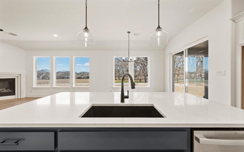 617 Pillar Street, Reno, TX 76020, 4 Habitaciones Habitaciones , ,2 BañosBaños,Residential,En Venta,617 Pillar Street,0,21190768