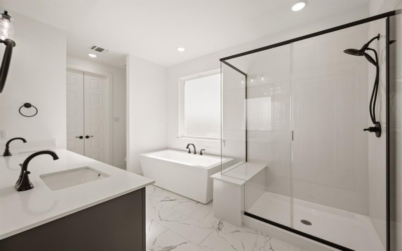 617 Pillar Street, Reno, TX 76020, 4 Habitaciones Habitaciones , ,2 BañosBaños,Residential,En Venta,617 Pillar Street,0,21190768