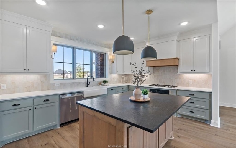 2160 Madden, College Station, TX 77845, 4 Bedrooms Bedrooms, ,3 BathroomsBathrooms,Residential,For Sale,2160 Madden,0,25005909