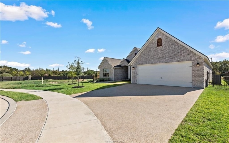 2160 Madden, College Station, TX 77845, 4 Bedrooms Bedrooms, ,3 BathroomsBathrooms,Residential,For Sale,2160 Madden,0,25005909