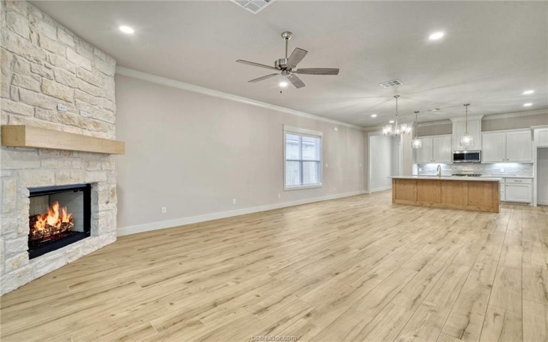 2815 Spector Drive, Bryan, TX 77808, 4 Bedrooms Bedrooms, ,2 BathroomsBathrooms,Residential,For Sale,2815 Spector Drive,0,25009421