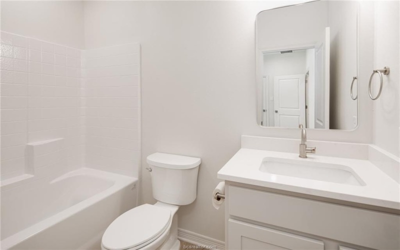 208 Richards Street, College Station, TX 77840, 6 Habitaciones Habitaciones , ,7 BañosBaños,Residential Multi Family,En Venta,208 Richards Street,0,25010632