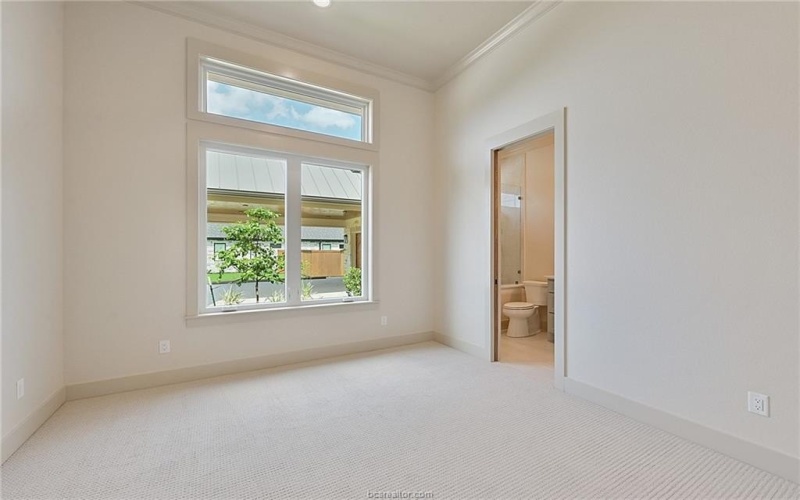 2317 Storyteller, College Station, TX 77845, 5 Habitaciones Habitaciones , ,7 BañosBaños,Residential,En Venta,2317 Storyteller,0,25011135