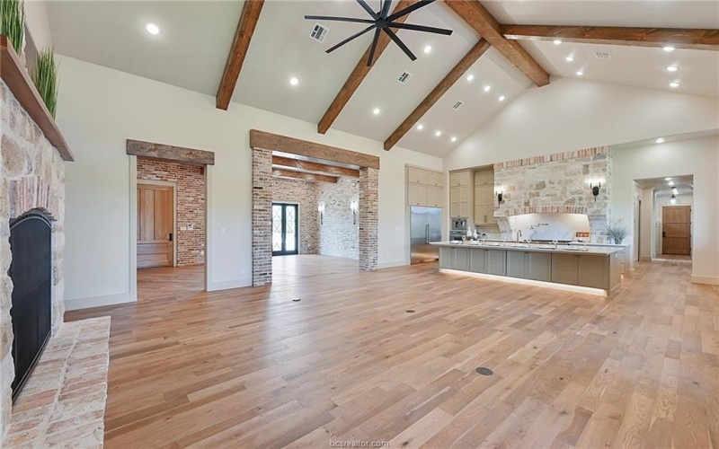 2317 Storyteller, College Station, TX 77845, 5 Habitaciones Habitaciones , ,7 BañosBaños,Residential,En Venta,2317 Storyteller,0,25011135