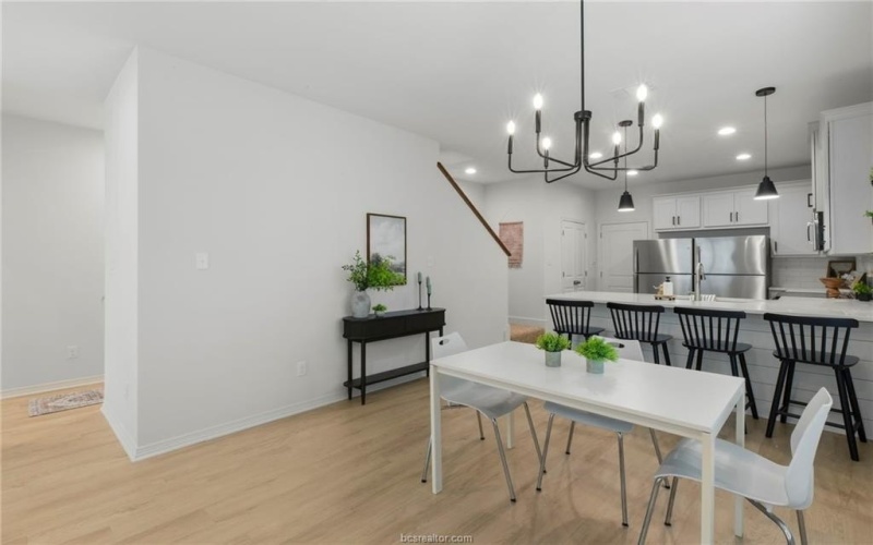 240 Richards Street, College Station, TX 77840, 6 Habitaciones Habitaciones , ,7 BañosBaños,Residential,En Venta,240 Richards Street,0,25011281