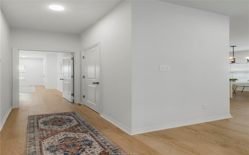 240 Richards Street, College Station, TX 77840, 6 Habitaciones Habitaciones , ,7 BañosBaños,Residential,En Venta,240 Richards Street,0,25011281