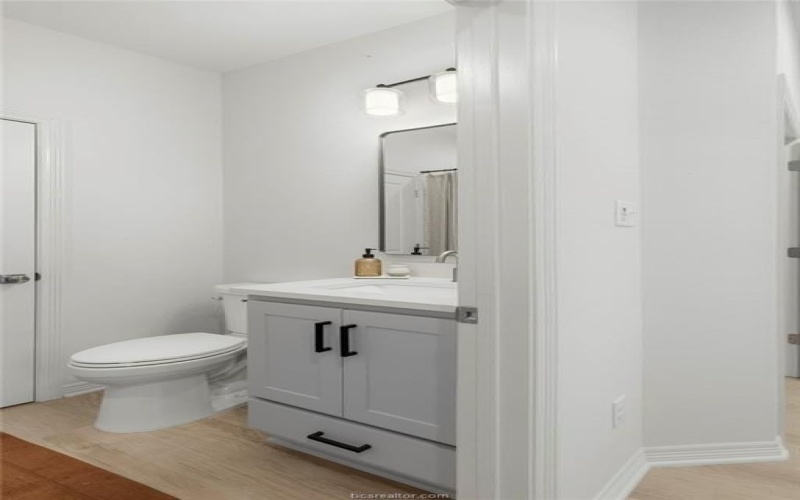 240 Richards Street, College Station, TX 77840, 6 Habitaciones Habitaciones , ,7 BañosBaños,Residential,En Venta,240 Richards Street,0,25011281