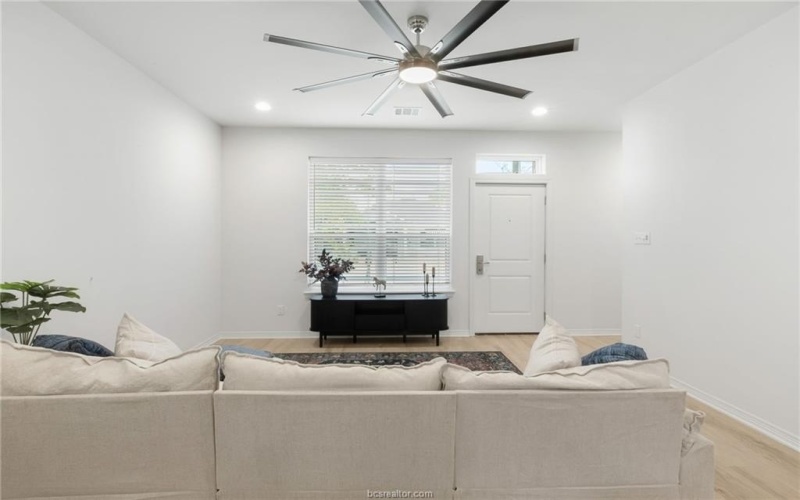 307C Sterling Street, College Station, TX 77840, 6 Habitaciones Habitaciones , ,7 BañosBaños,Residential,En Venta,307C Sterling Street,0,25011642