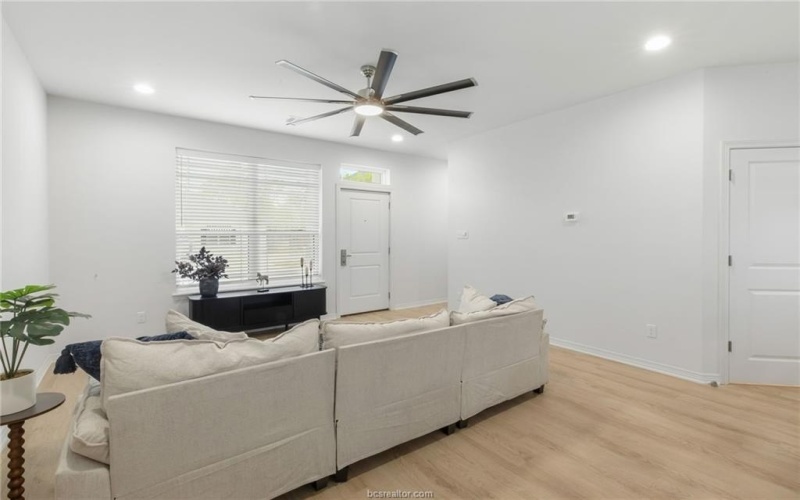 307C Sterling Street, College Station, TX 77840, 6 Habitaciones Habitaciones , ,7 BañosBaños,Residential,En Venta,307C Sterling Street,0,25011642