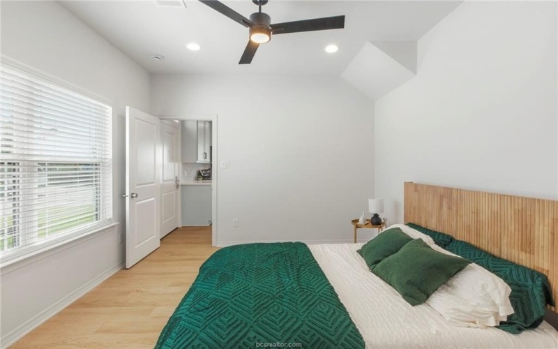 307C Sterling Street, College Station, TX 77840, 6 Habitaciones Habitaciones , ,7 BañosBaños,Residential,En Venta,307C Sterling Street,0,25011642