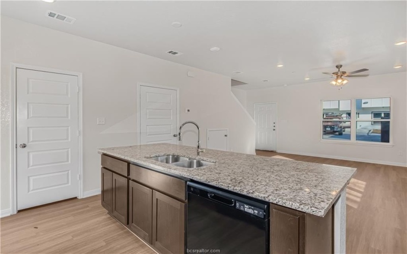 601 W 24th Street unit: 211, Bryan, TX 77803, 2 Bedrooms Bedrooms, ,2 BathroomsBathrooms,Residential,For Sale,601 W 24th Street unit: 211,0,25013120