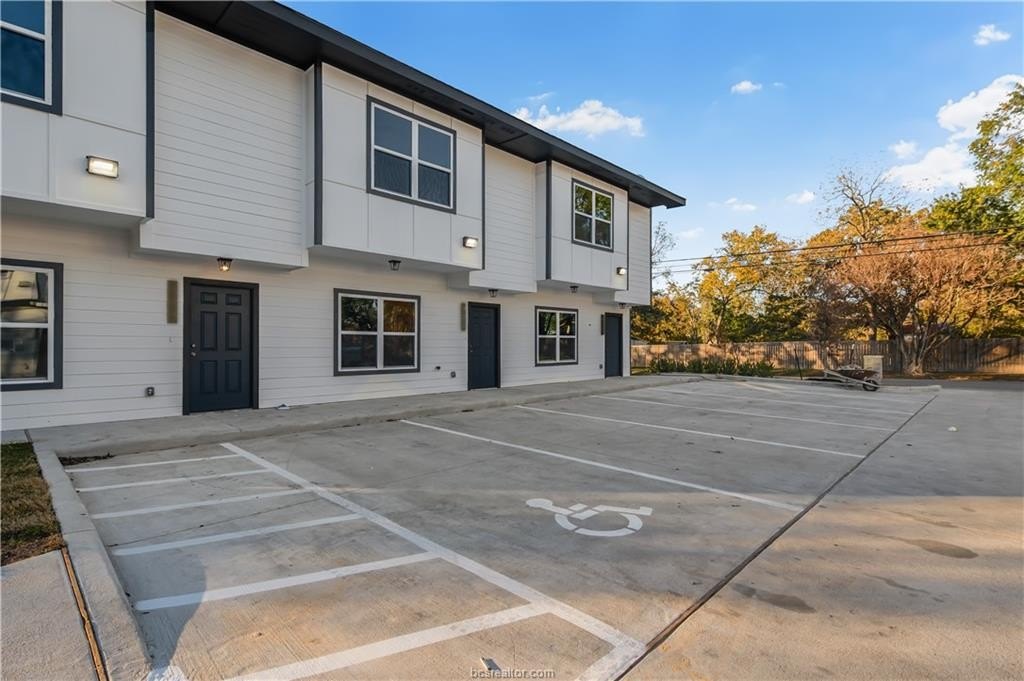 601 W 24th Street unit: 213, Bryan, TX 77803, 2 Bedrooms Bedrooms, ,2 BathroomsBathrooms,Residential,For Sale,601 W 24th Street unit: 213,0,25013123