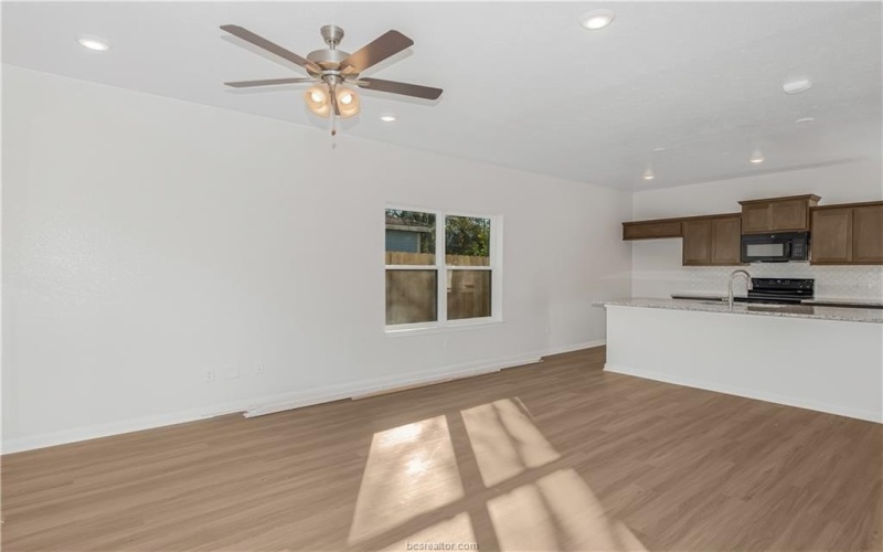 601 W 24th Street unit: 213, Bryan, TX 77803, 2 Bedrooms Bedrooms, ,2 BathroomsBathrooms,Residential,For Sale,601 W 24th Street unit: 213,0,25013123