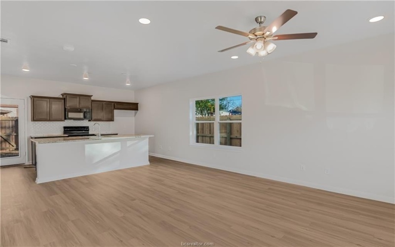 601 W 24th Street unit: 113, Bryan, TX 77803, 2 Bedrooms Bedrooms, ,2 BathroomsBathrooms,Residential,For Sale,601 W 24th Street unit: 113,0,25013127