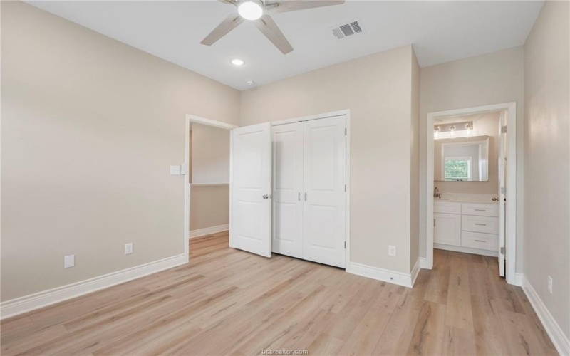 3213 Link Street unit: 112, Bryan, TX 77801, 3 Bedrooms Bedrooms, ,3 BathroomsBathrooms,Residential,For Sale,3213 Link Street unit: 112,0,26000125