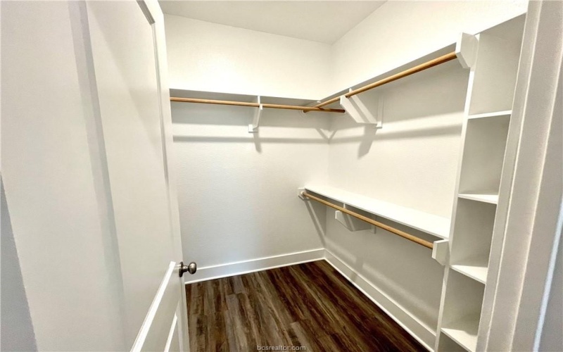 710 Vassar Court unit: B, College Station, TX 77840, 5 Habitaciones Habitaciones , ,7 BañosBaños,Residential Multi Family,En Venta,710 Vassar Court unit: B,0,26000318