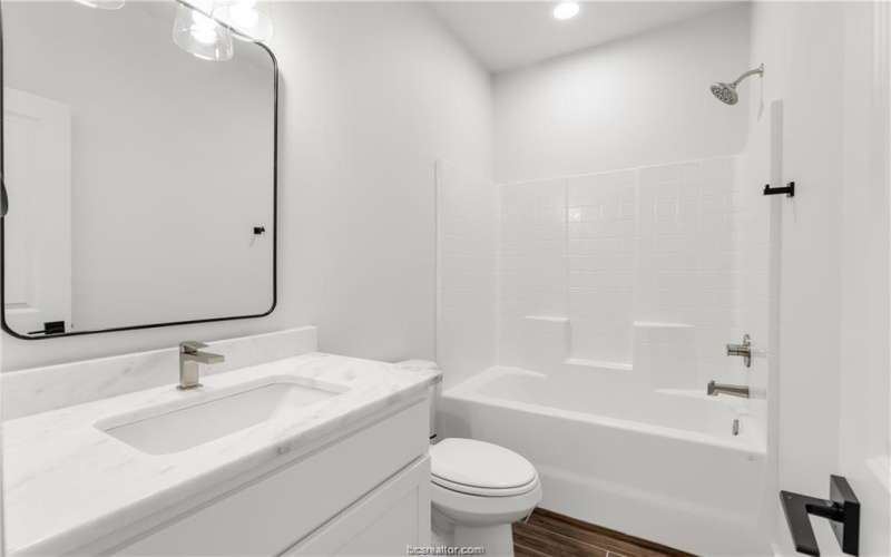 1412 Magnolia Drive, College Station, TX 77840, 4 Habitaciones Habitaciones , ,5 BañosBaños,Residential,En Venta,1412 Magnolia Drive,0,26000538